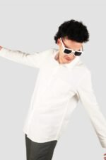 Men Solid White Regular Fit Shirt - Image 3